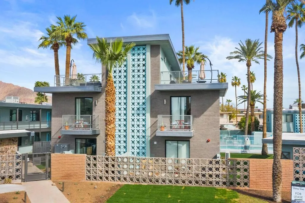 Large Studio Rooftop & Poolside - Walk To Old Town Scottsdale 0*,  USA